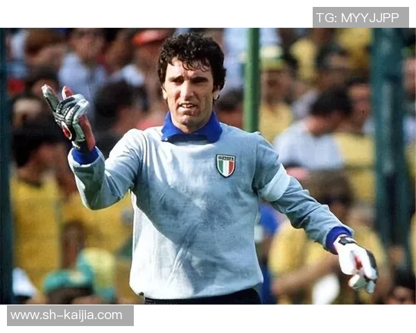 足球球星四件套经典名字盘点 哪些球员成为历史传奇象征